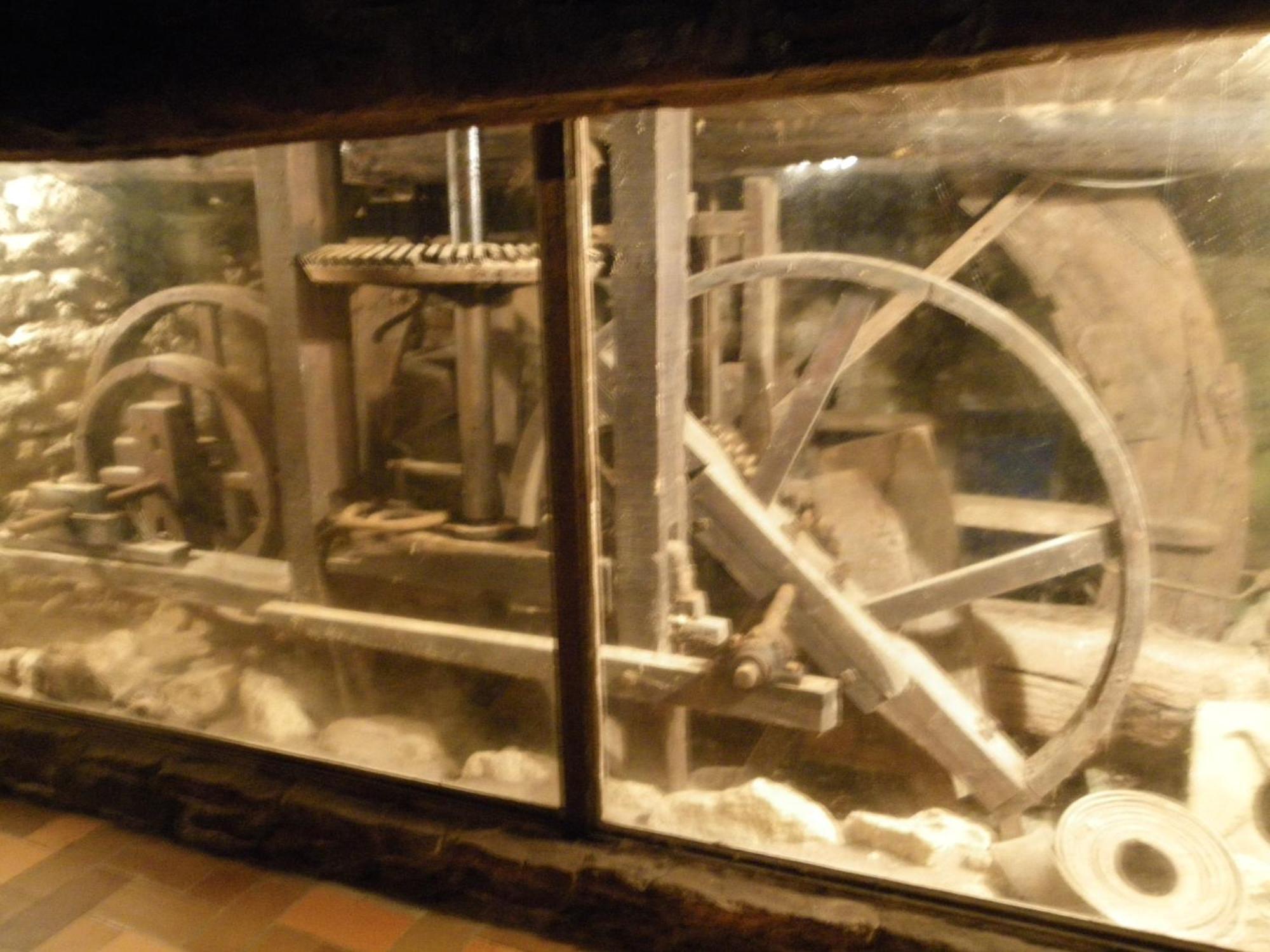 Moulin De Kerstrat Βίλα Brennilis Εξωτερικό φωτογραφία